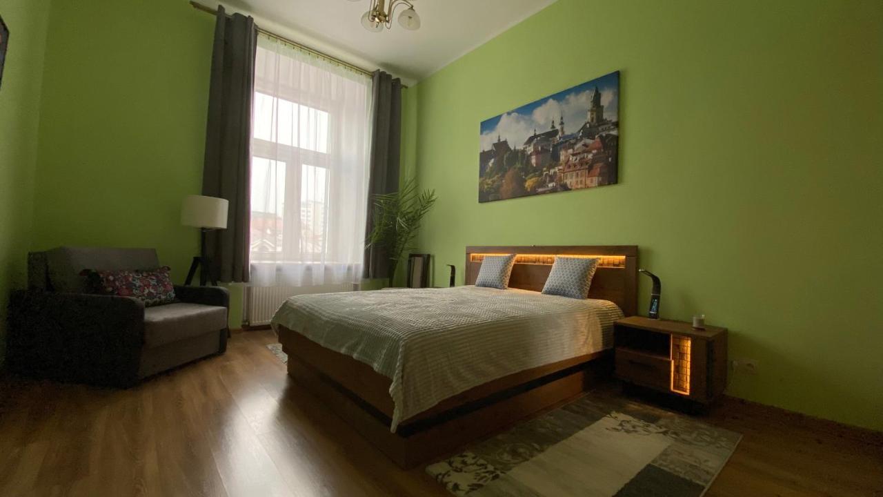 Lublinbnb - Exclusive Family Apartment ------ In The Heart Of Lublin -------------------------------- Bedroom & Living Room & Kitchen Bagian luar foto