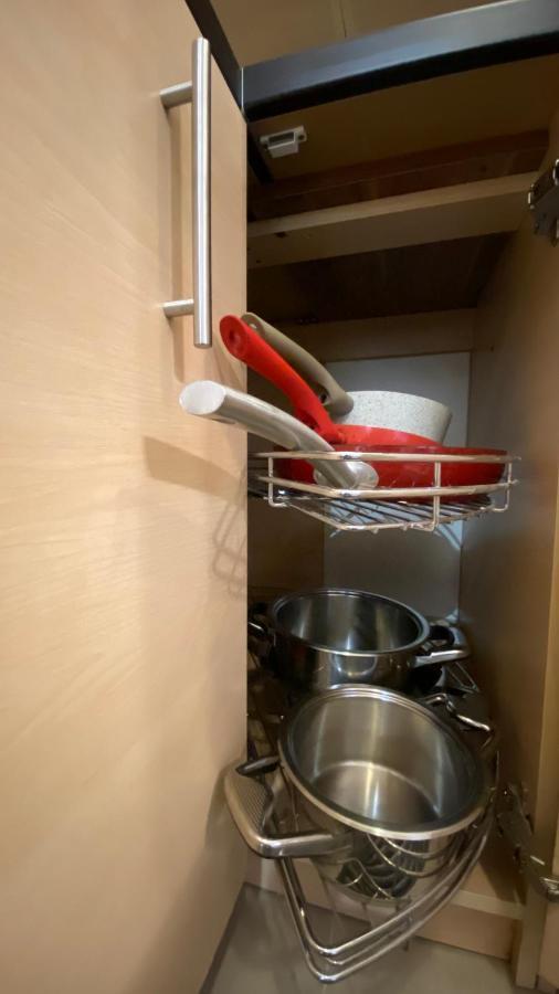 Lublinbnb - Exclusive Family Apartment ------ In The Heart Of Lublin -------------------------------- Bedroom & Living Room & Kitchen Bagian luar foto