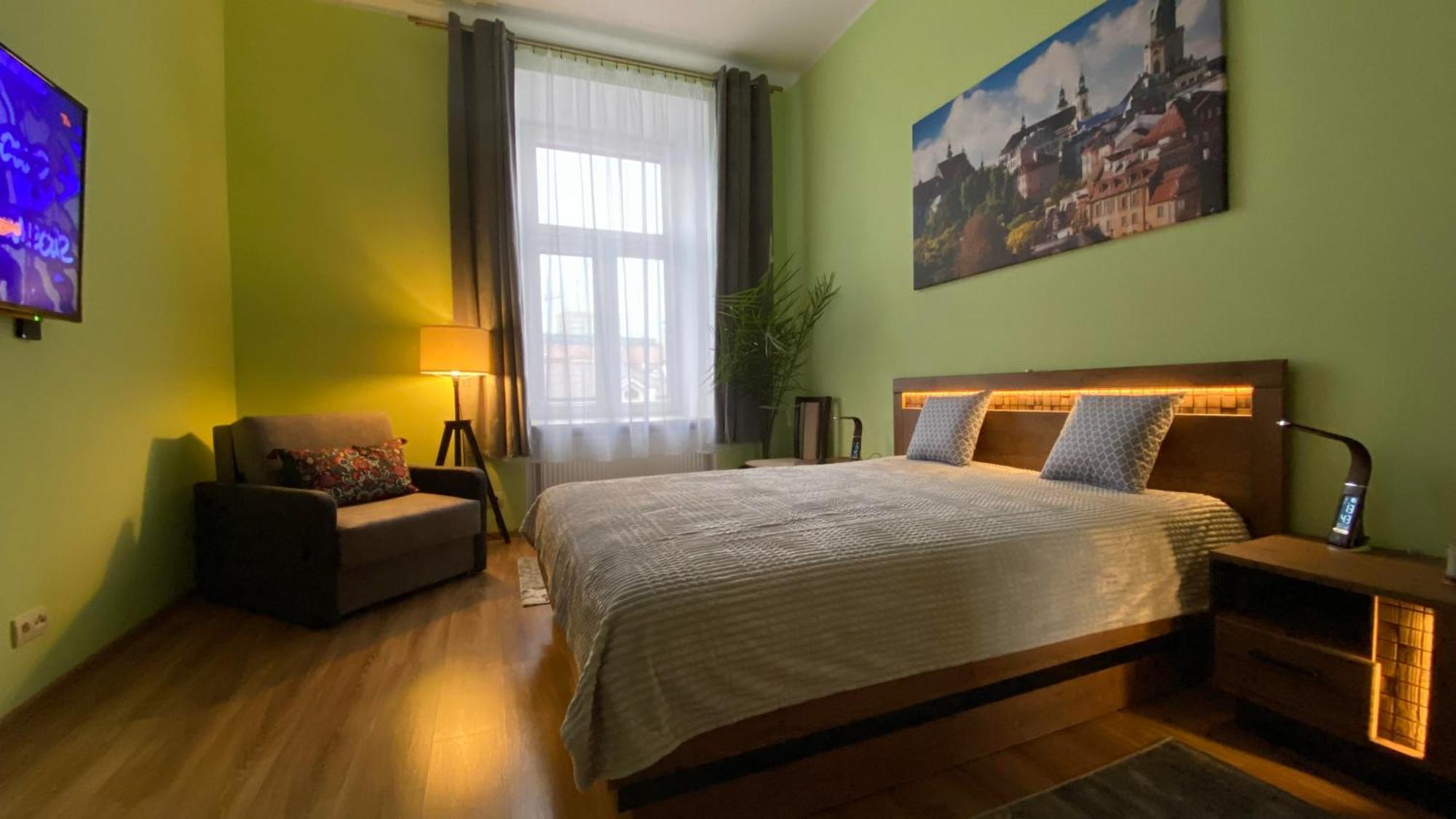 Lublinbnb - Exclusive Family Apartment ------ In The Heart Of Lublin -------------------------------- Bedroom & Living Room & Kitchen Bagian luar foto